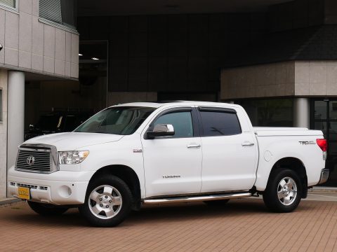 タンドラ　トヨタ　逆輸入車　BBQ　キャンプ　四駆　アメ車　日本車　トラック　ピックアップ (2)